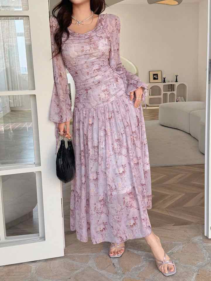 فستانێ گوڵا ڤینتیج مۆدێلا - Vintage Rose Muse
